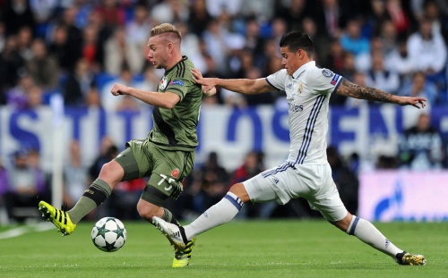 IM电竞网站 -广东宏远迎欧冠关键赛，转会期造点机会，态度坚定，赛程密集仍需轮换(广东宏远队历届队长)