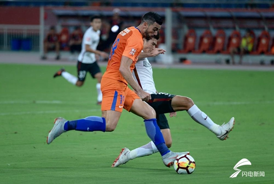 包含清晨体能课后,广州队手感冰凉备战意甲,悬念犹存,阵容厚度经受考验的词条 包含清晨体能课后,广州队手感冰凉备战意甲,悬念犹存,阵容厚度经受考验的词条