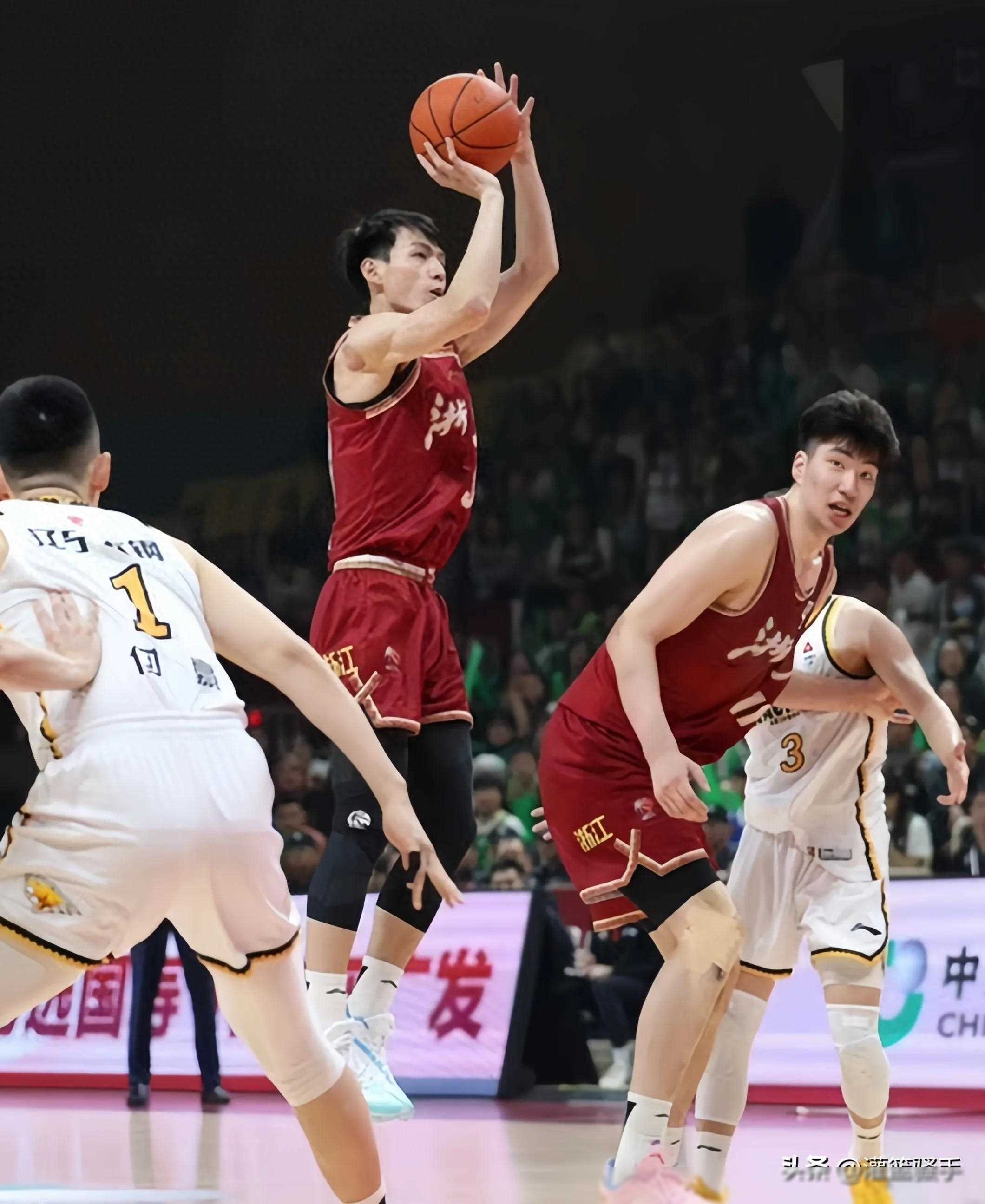 关于CBA季后赛赛前走向成谜，布莱顿刷新队史纪录，压力陡增，临场指挥获称赞的信息